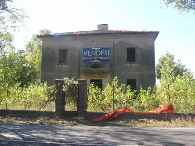Negozio vicino al mare in ottima posizione a Lido degli Estensi